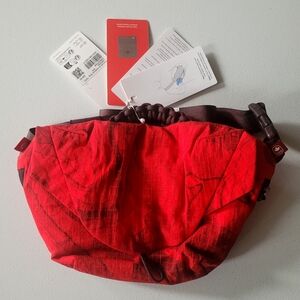 Lululemon Team Canada Bag